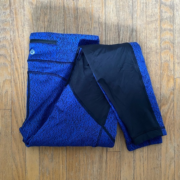 Blue Lululemon Pant - Picture 5 of 6